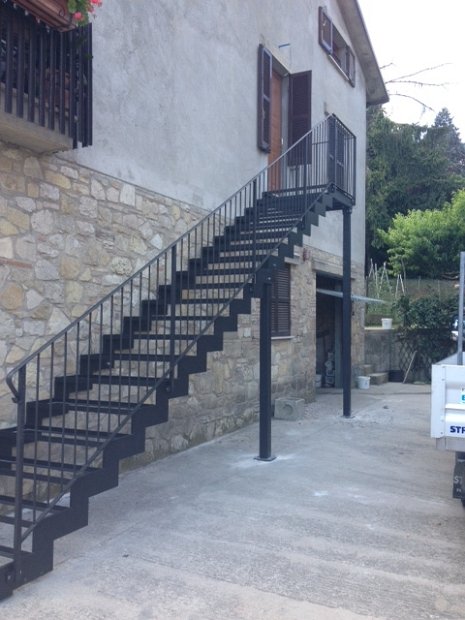 scala esterna 2